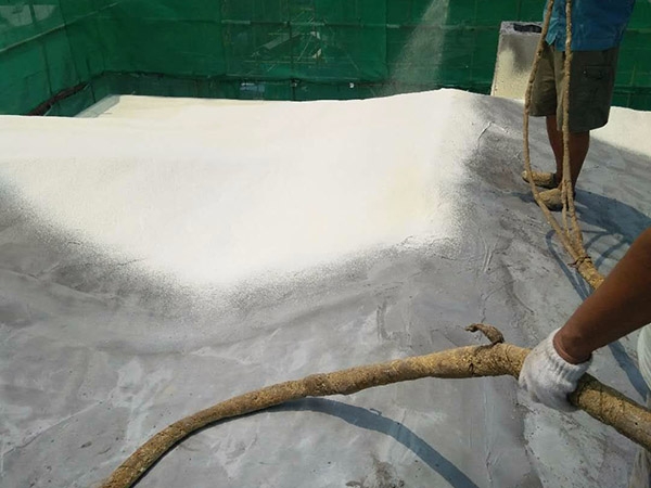 聚氨酯樓頂保溫隔熱